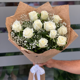 доставка цветов в Анталию 11 белых роз