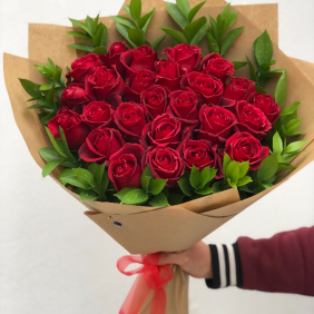 доставка цветов в Анталию Букет из 25 красных роз